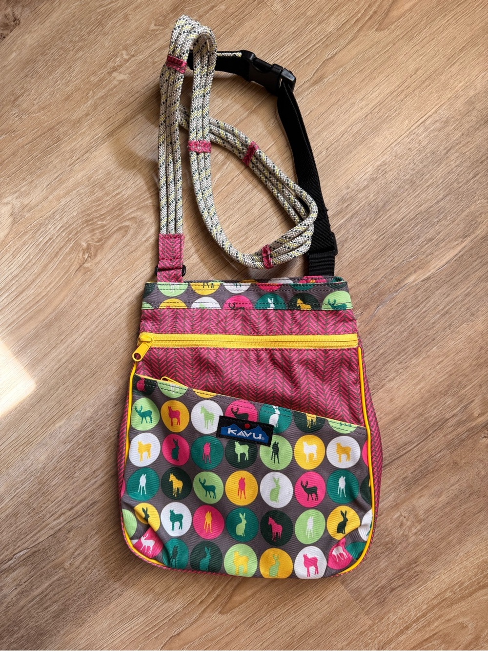 Kavu Pink Multicolor Animal Dot Crossbody Bag